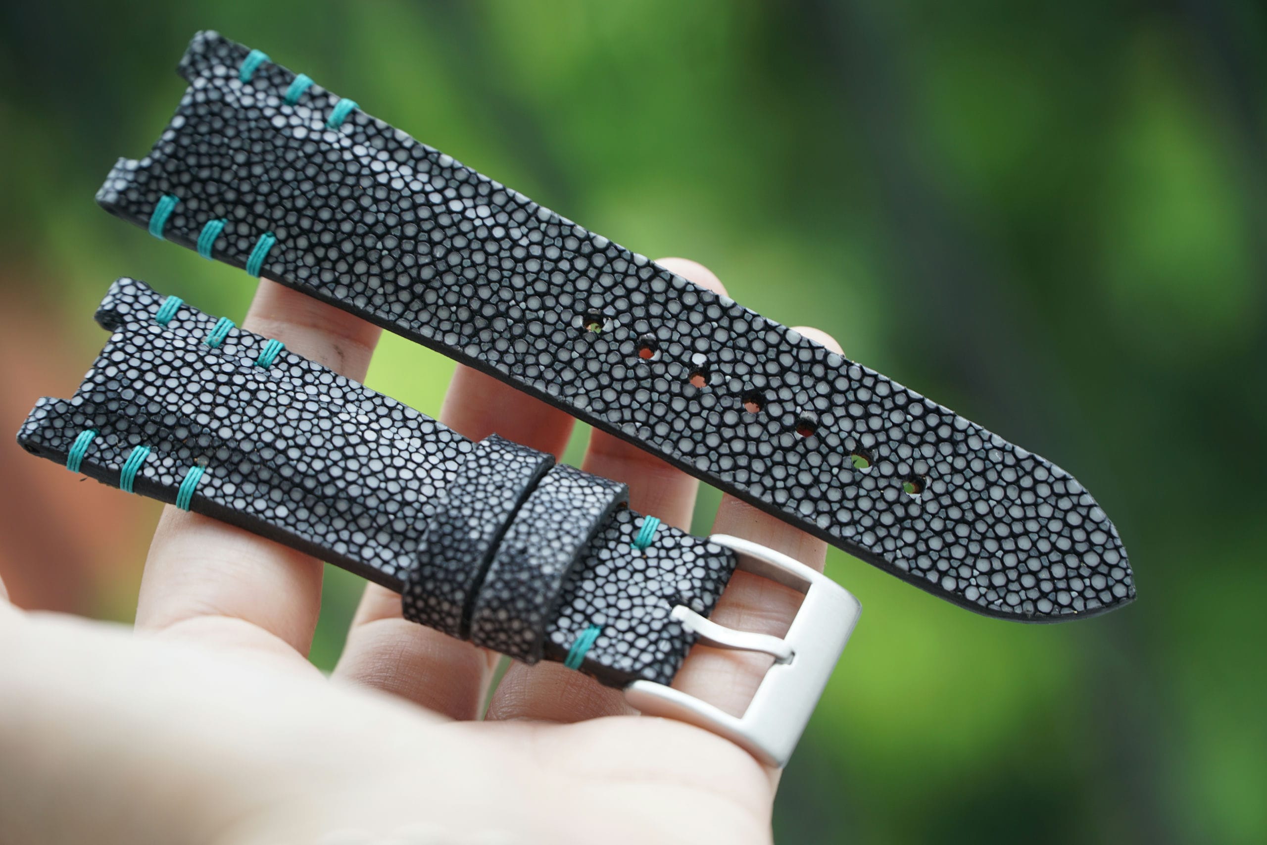 Center Notched Stingray Leather Watch Strap